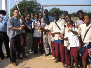 けん玉を練習した後の記念撮影