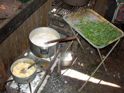 モザンビークの調理風景